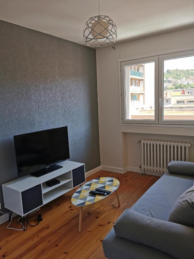 Chambre Privee Dans Appart Partage, Centre Ville, Avec Vue Sur Les Monuments Le Puy-en-Velay Zewnętrze zdjęcie
