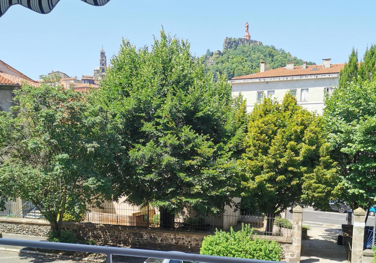 Chambre Privee Dans Appart Partage, Centre Ville, Avec Vue Sur Les Monuments Le Puy-en-Velay Zewnętrze zdjęcie